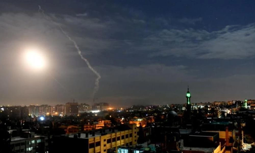 Το Ισραήλ επιτέθηκε στη Συρία: Νεκροί 5 στρατιώτες και 11 παραστρατιωτικοί